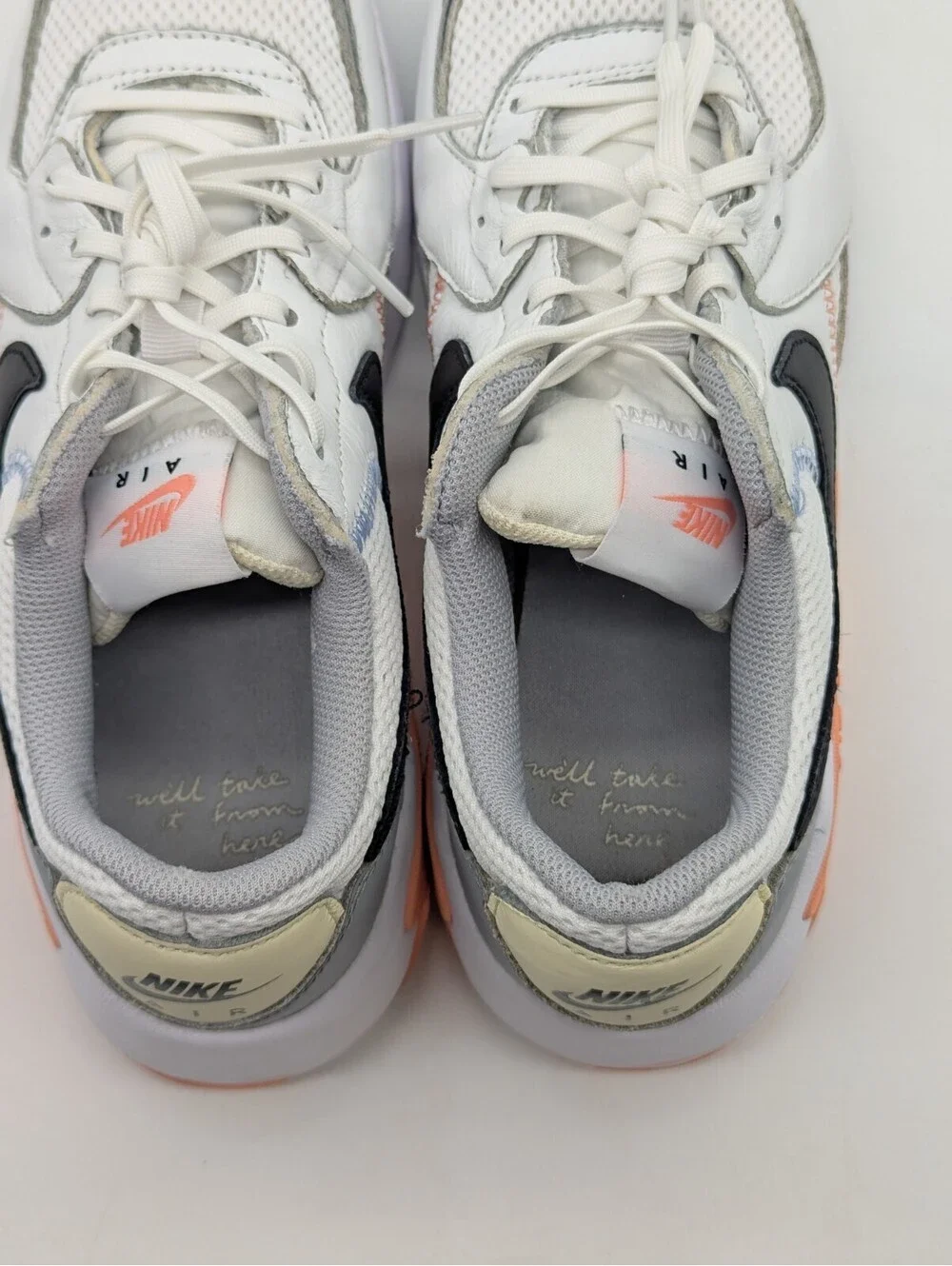Nike Air Max Excee White Grey Pink Running Shoes Womens Size 8.5 / 7Y DV2189-100